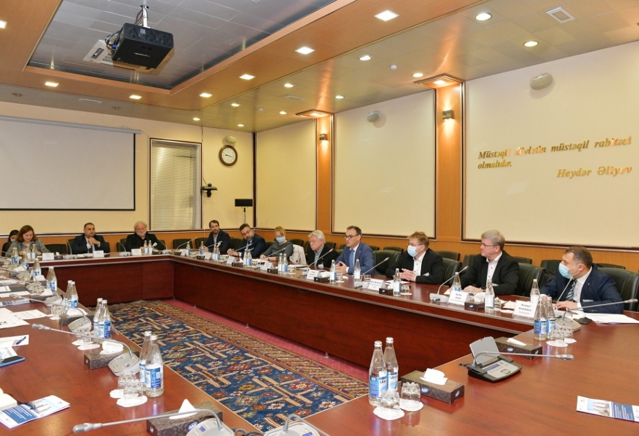 Alman sahibkarlara Qarabağda həyata keçirilən infrastruktur layihələri barədə məlumat verilib
