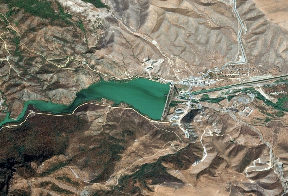 Azercosmos comparte una foto de Sugovushan captada por satélite