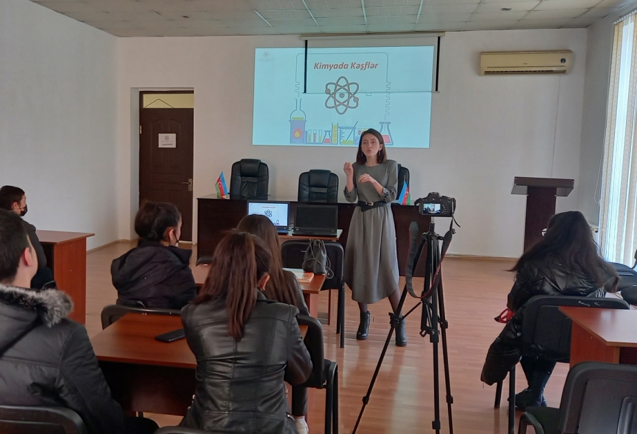Balakəndə “Kimyada kəşflər” mövzusunda seminar-təlim keçirilib