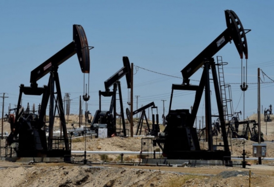 Azerbaijani oil price exceeds $83