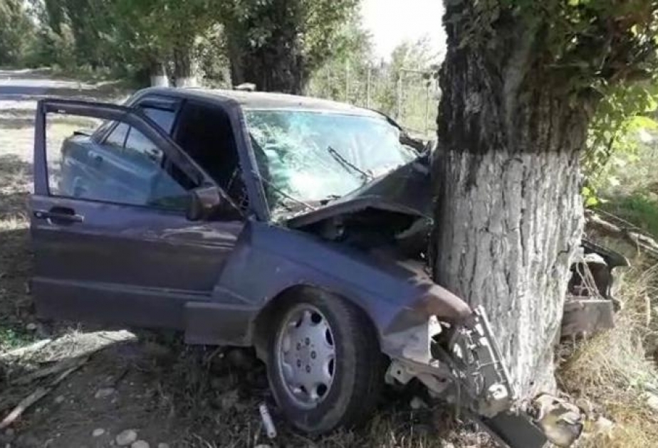 Gəncə şəhərində yol-nəqliyyat hadisəsi zamanı xəsarət alan polis əməkdaşı xəstəxanaya aparılarkən həyatını itirib