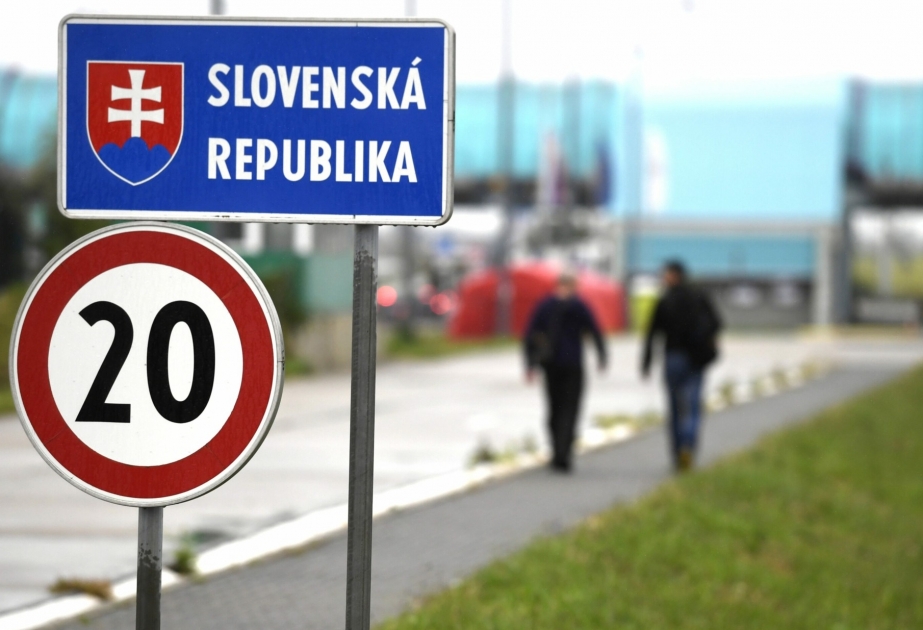 Slovakiyada iki həftəlik sərt karantin rejimi elan olunub
