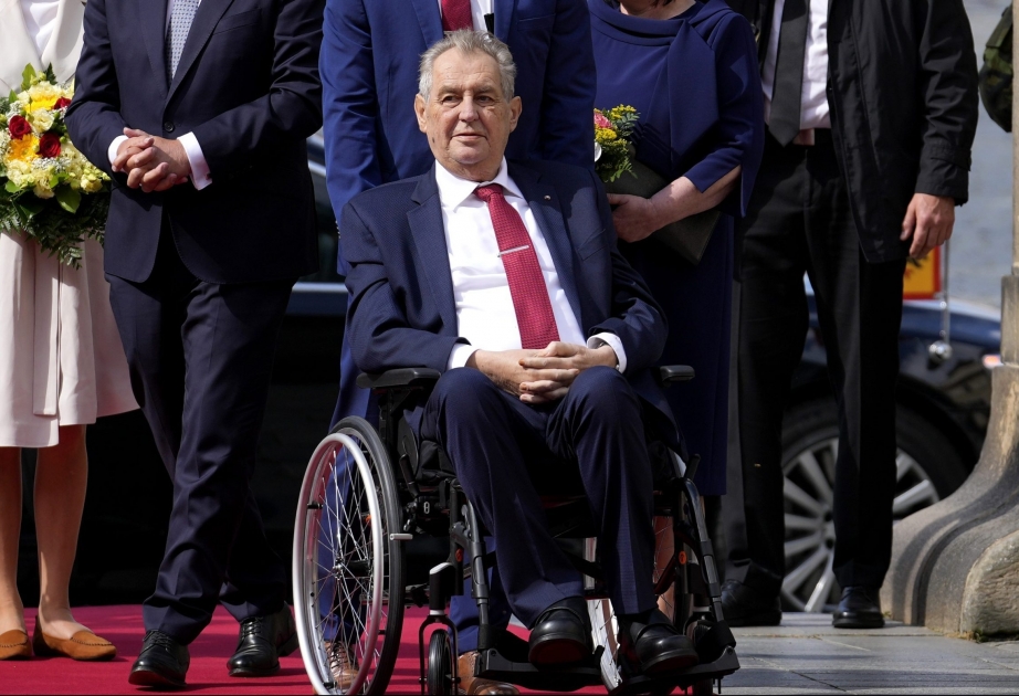 Çexiya Prezidenti Miloş Zeman xəstəxanadan buraxılıb