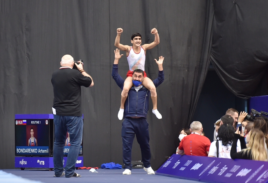 Azərbaycan gimnastı Maqsud Maqsudov Bakıda keçirilən 28-ci dünya yaş qrupları yarışlarında qızıl medal qazanıb