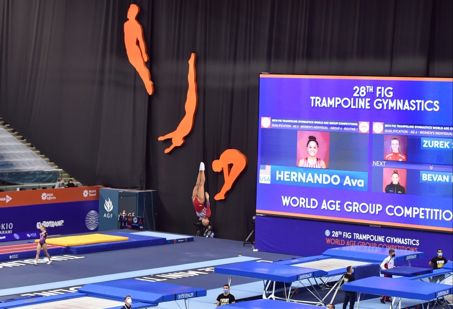 Batut gimnastikası yarışlarında qızların mübarizəsində finalçılar müəyyənləşib