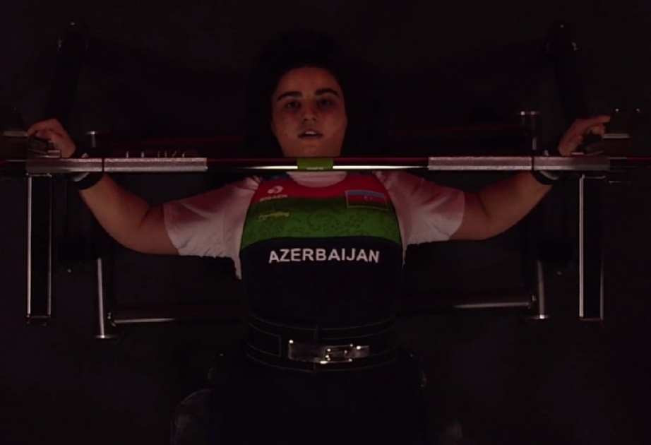 我国残疾人举重运动员莱拉·卡利莫娃成为世界冠军