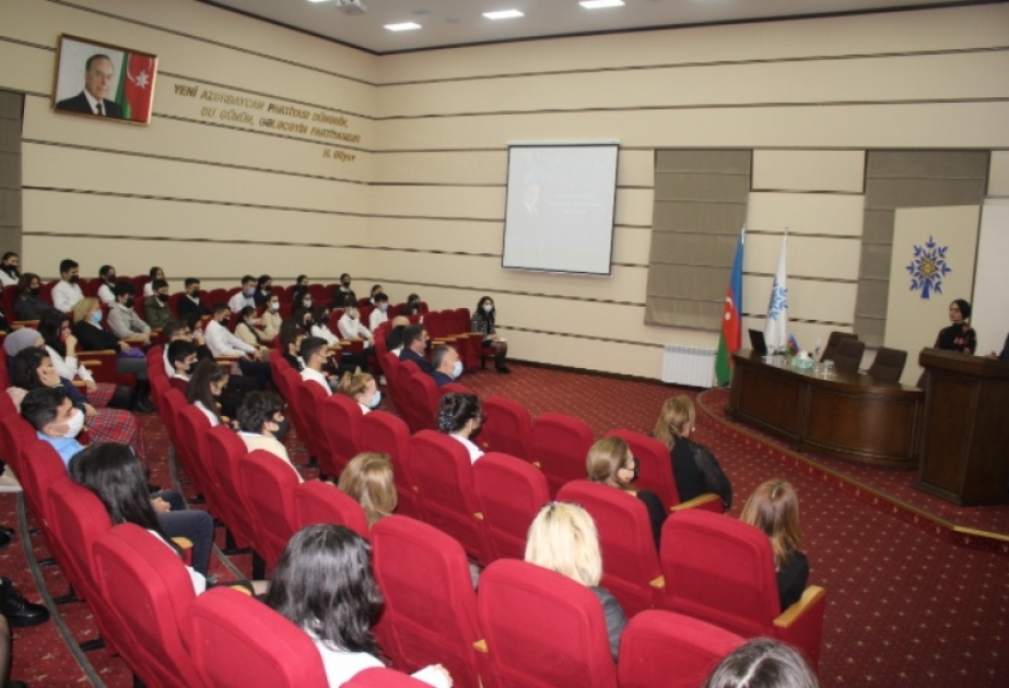 “Heydər Əliyev irsinin öyrənilməsi” mövzusunda növbəti dərslər Yasamal rayonu üzrə keçirilib
