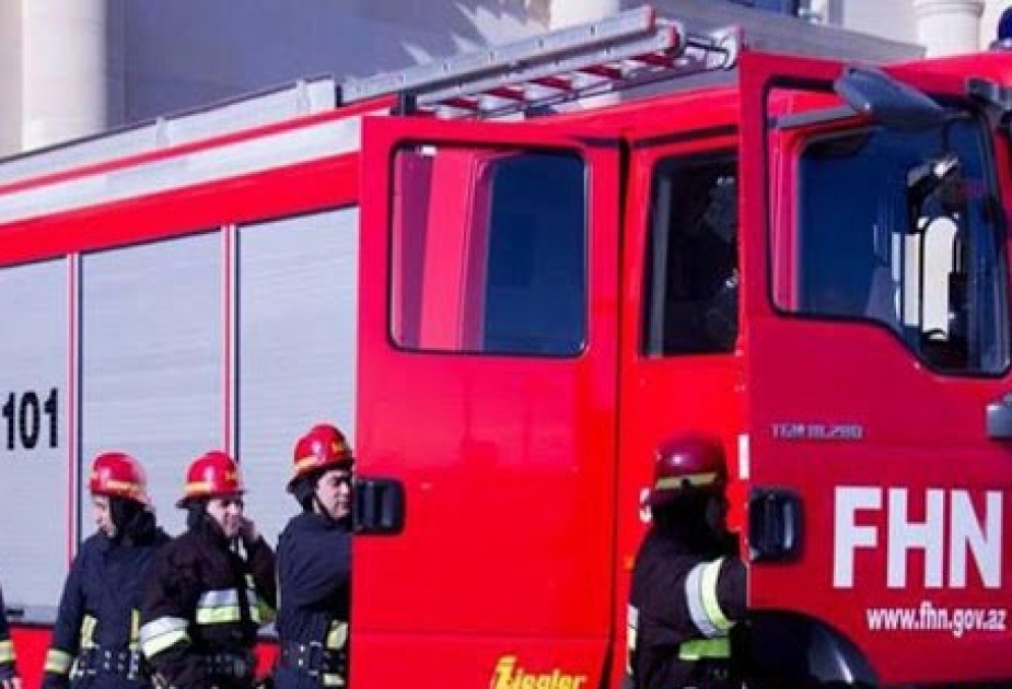 Masazır qəsəbəsində iki mərtəbəli evdə baş vermiş yanğın söndürülüb