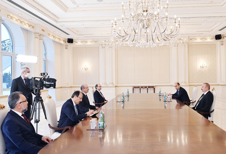 Le président Ilham Aliyev reçoit le président du Conseil de l’enseignement supérieur de Turquie VIDEO
