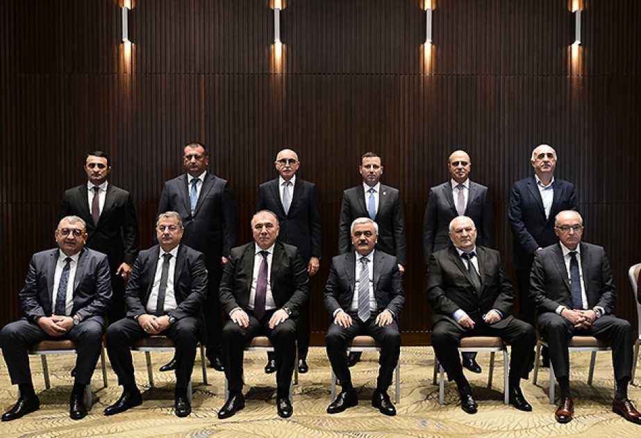 Azərbaycan milli komandasının baş məşqçisi Canni De Byazi ilə müqavilənin müddəti uzadılıb