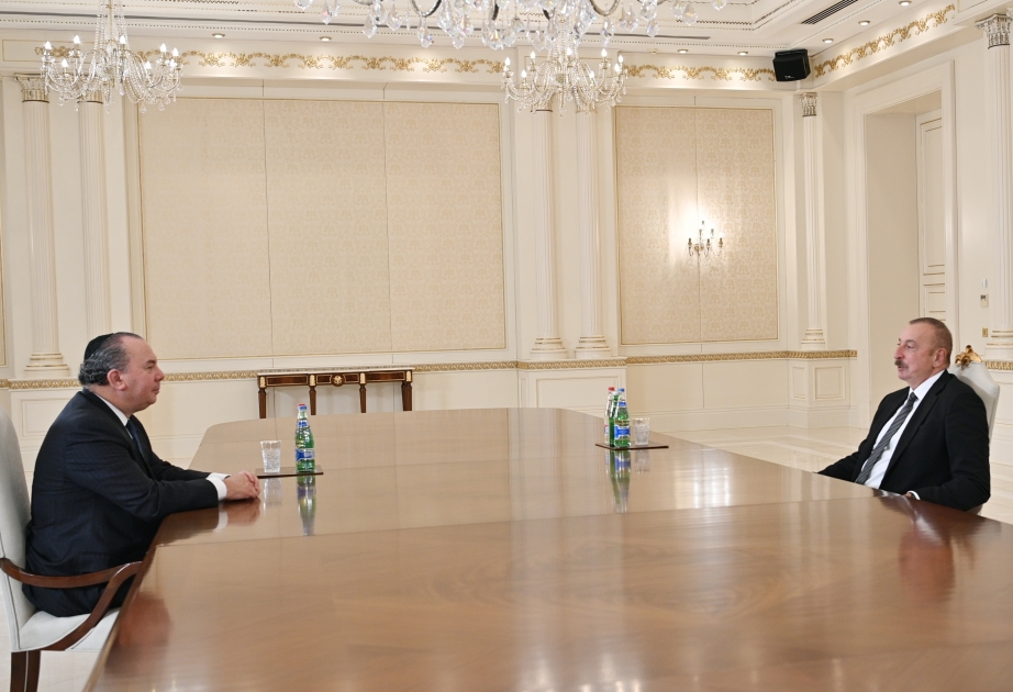 الرئيس إلهام علييف يستقبل رئيس مؤسسة التفاهم العرقي الامريكية