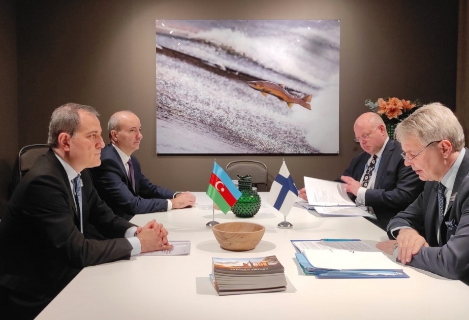 Ministros de Asuntos Exteriores de Azerbaiyán y Finlandia analizan las relaciones de cooperación en el marco de la OSCE