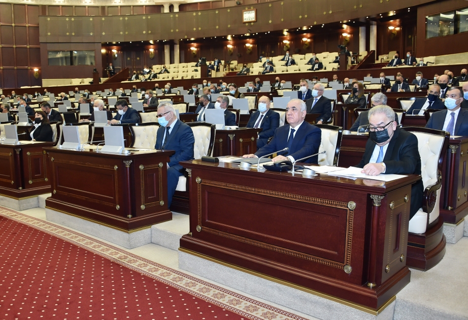 Tahir Mirkişili: 2022-ci ilin icmal büdcəsinin gəliri 27 milyard 685 milyon manat təşkil edəcək