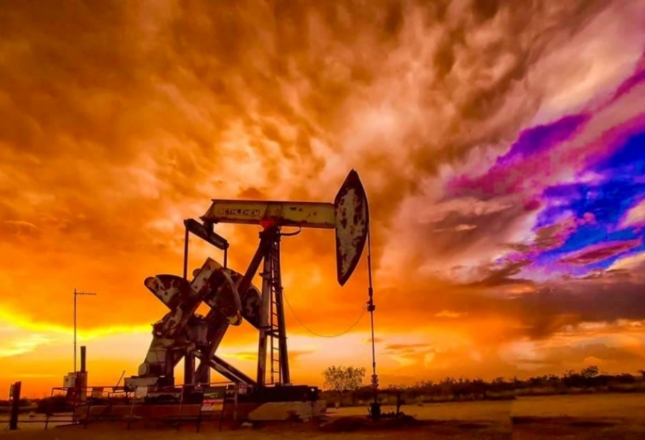 Цена барреля азербайджанской нефти приближается к 73 долларам
