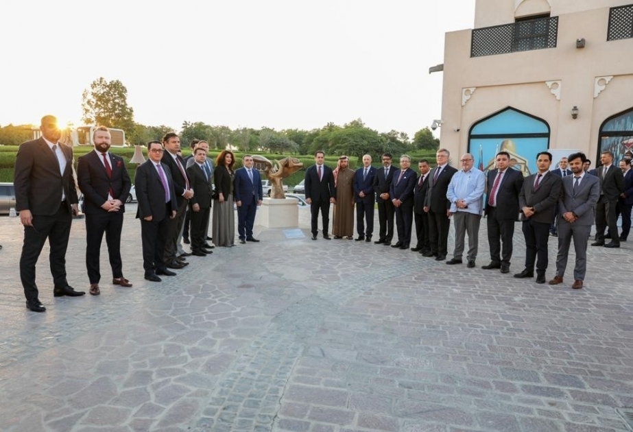 In Doha Denkmal zur aserbaidschanisch-katarischen Freundschaft enthüllt