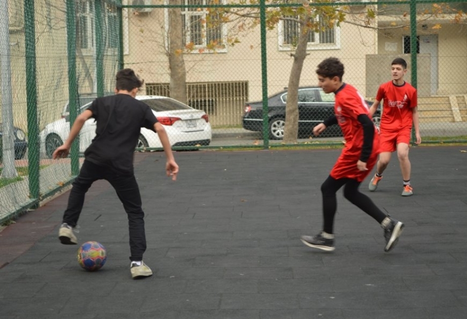 Nərimanov rayonunda abad məhəllələr arasında “Böyük Zəfər” minifutbol turniri keçirilib