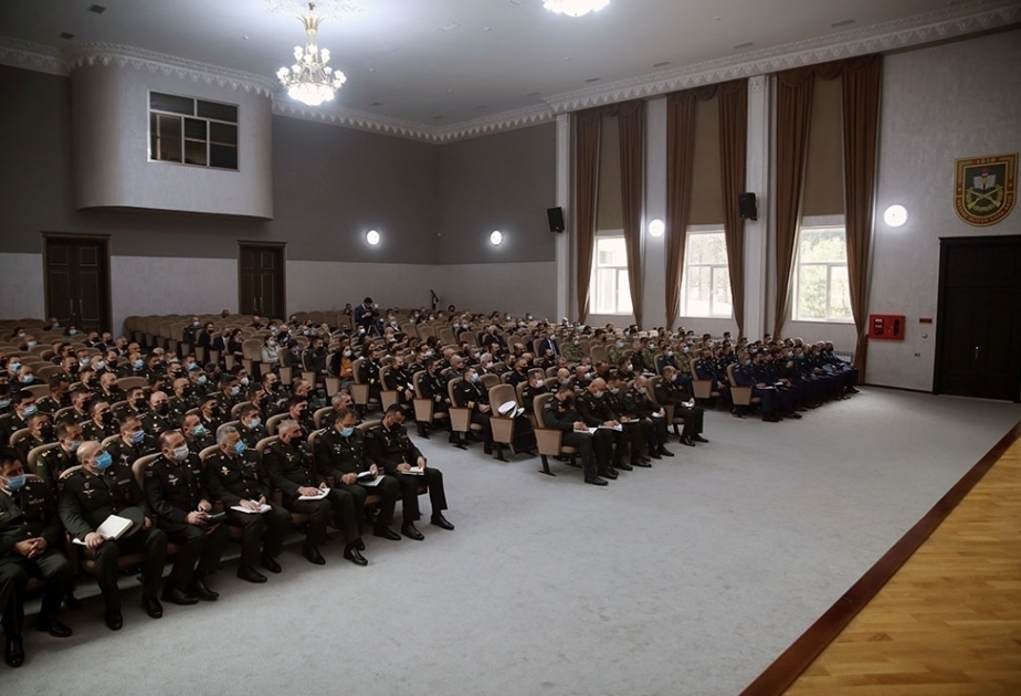 Chief of General Staff of Azerbaijani Army meets with personnel of Military Academy VIDEO