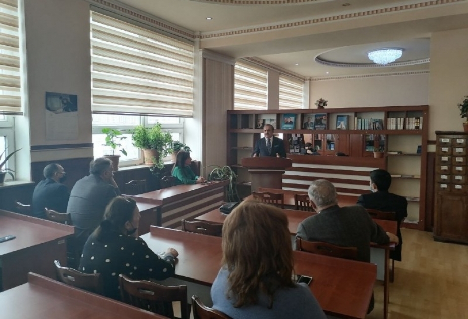 В Бакинском госуниверситете прошел семинар «Литературное наследие Низами Гянджеви в контексте восточной культуры»