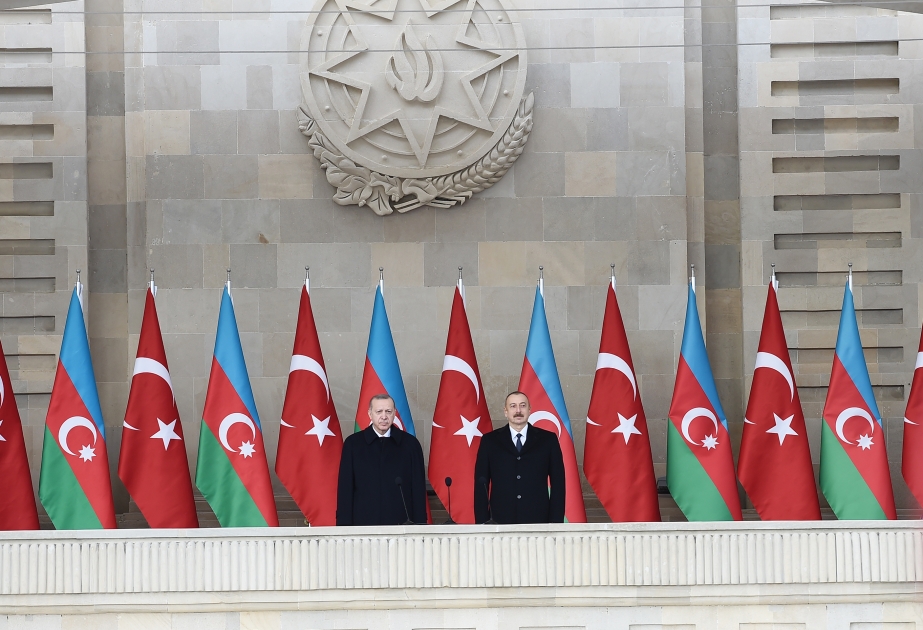 Bu gün Vətən müharibəsində şanlı Qələbəyə həsr olunmuş Zəfər paradının keçirilməsindən bir il ötür VİDEO