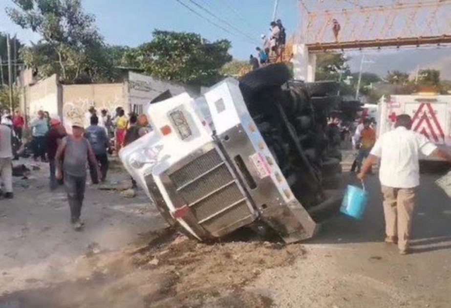 53 мигранта погибли в результате дорожно-транспортного происшествия в Мексике