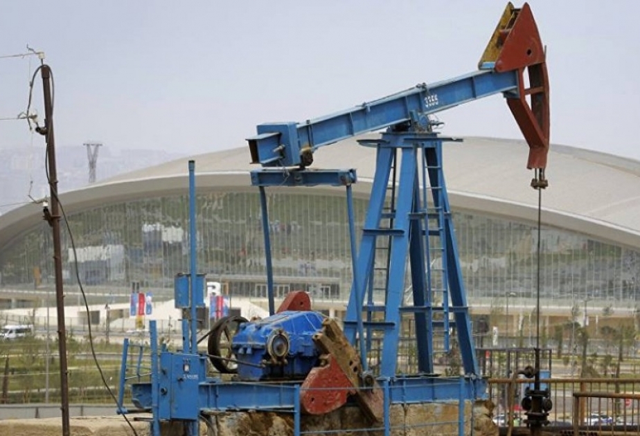 Azerbaijani oil sells for more than $76