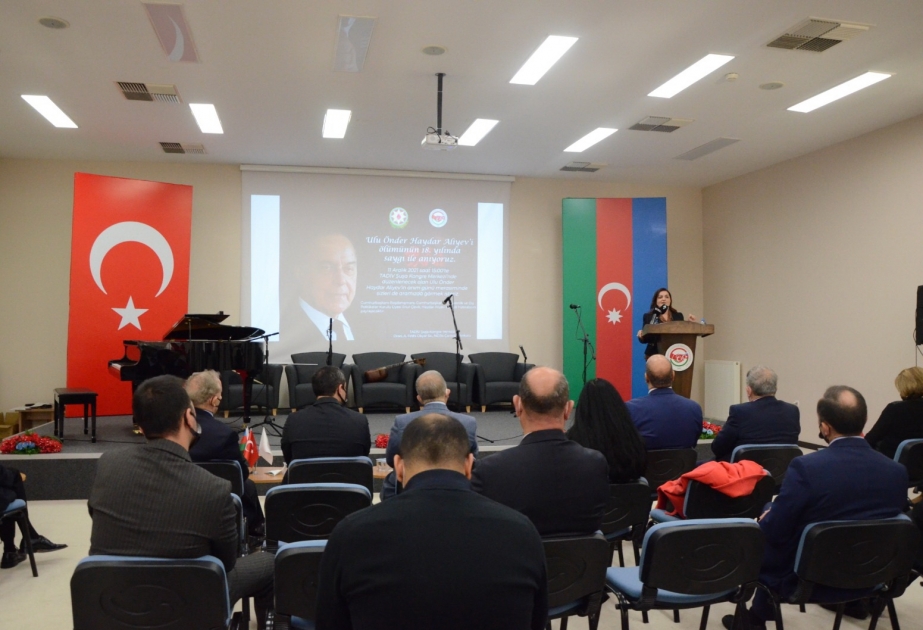 Ümummilli lider Heydər Əliyevin əziz xatirəsi Ankara şəhərində də ehtiramla yad edilib VİDEO