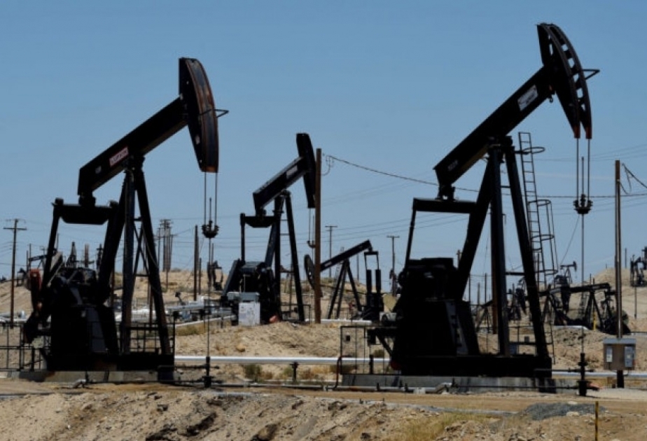 Цена азербайджанской нефти приближается к 77 долларам