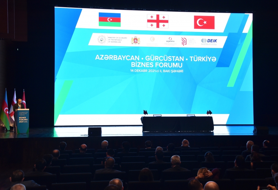 Se firmaron cinco documentos en el foro empresarial Azerbaiyán-Georgia-Turquía