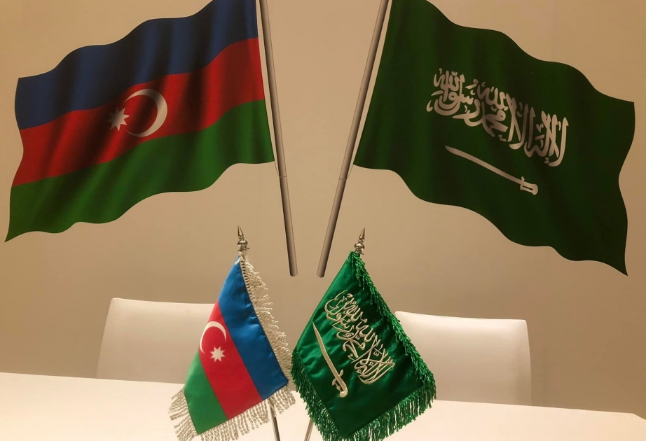 Se celebra en Riad una reunión de la comisión intergubernamental EAU-Azerbaiyán