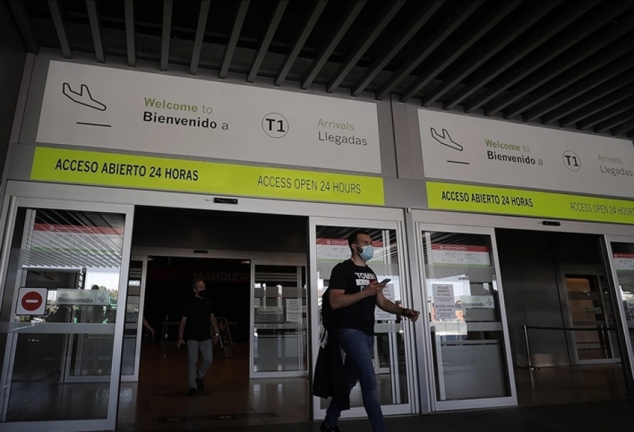 España prolonga las restricciones de entrada desde nueve países del sur de África hasta el 29 de diciembre