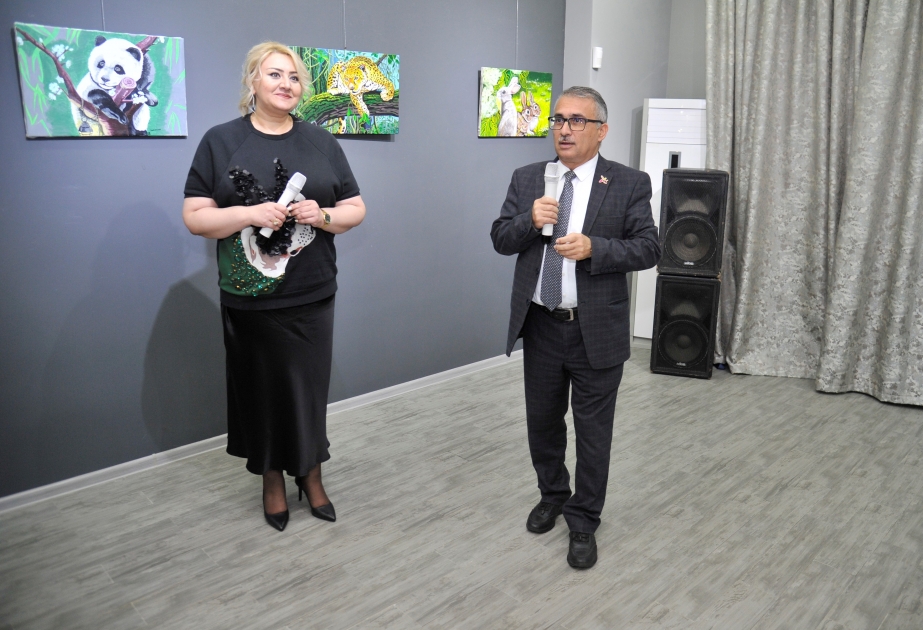 Şahmat üzrə beynəlxalq dərəcəli hakim Bəxtiyar Rüstəmovun “Art-Debüt” adlı fərdi sərgisinin açılışı olub