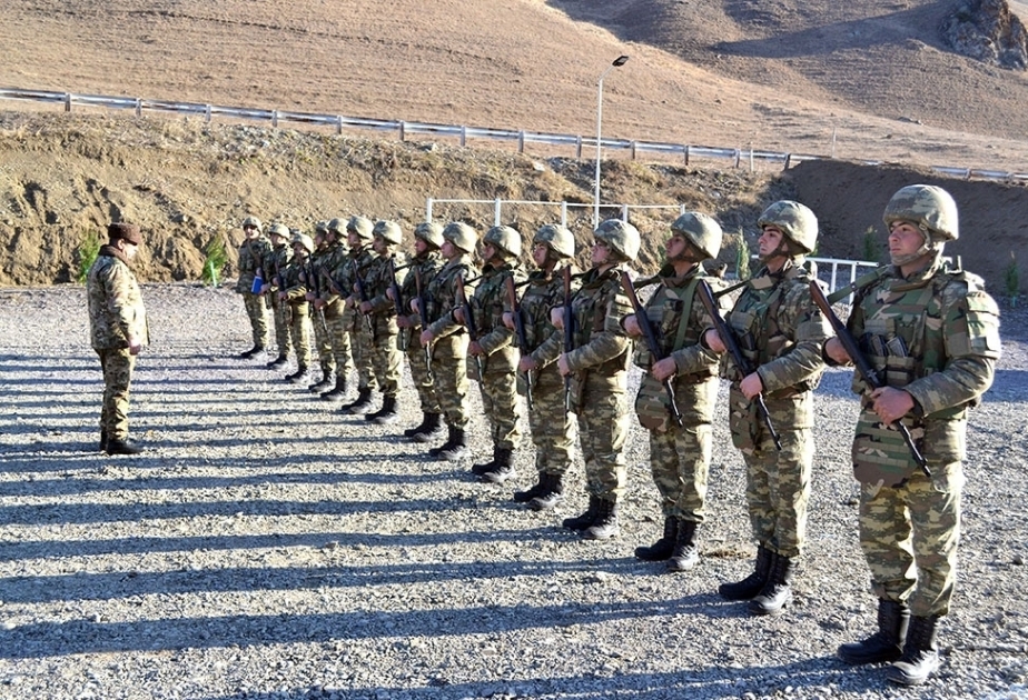 В Кяльбаджарском и Лачинском районах сданы в эксплуатацию военные объекты ВИДЕО