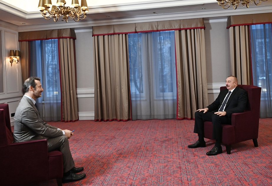 Prezident İlham Əliyev: Azərbaycanda media ilə bağlı məhdudiyyətlər yoxdur, azad internet var və senzura mövcud deyil