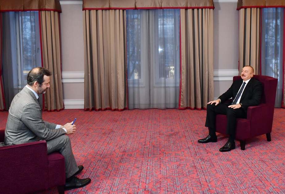 Prezident İlham Əliyev: Azərbaycan qazı müqavilə əsasında alındı və qaz böhranı zamanı heç bir qiymət dəyişikliyi olmadı