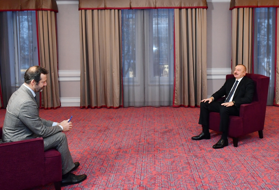 Azərbaycan Prezidenti: Uzun illər öncə neft və qazın ÜDM-də payı mütləq çoxluq təşkil edirdi, indi isə yarıdan da azdır