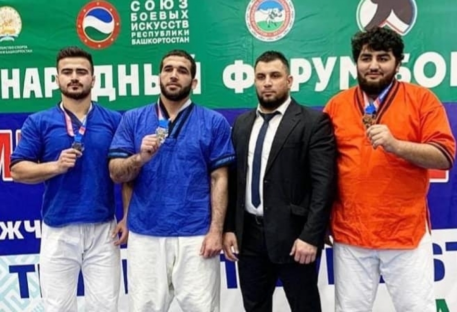 Azərbaycan idmançıları Rusiyada keçirilən kəmər güləşi üzrə dünya kuboku yarışında üç medal qazanıblar