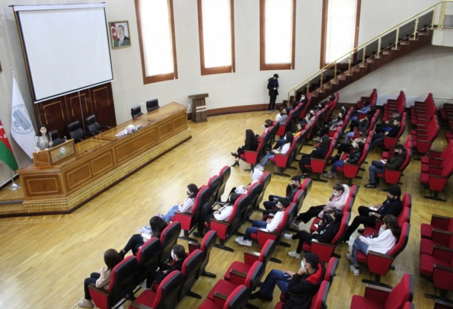 В Бакинском госуниверситете прошел тренинг «Написание и управление проектами»