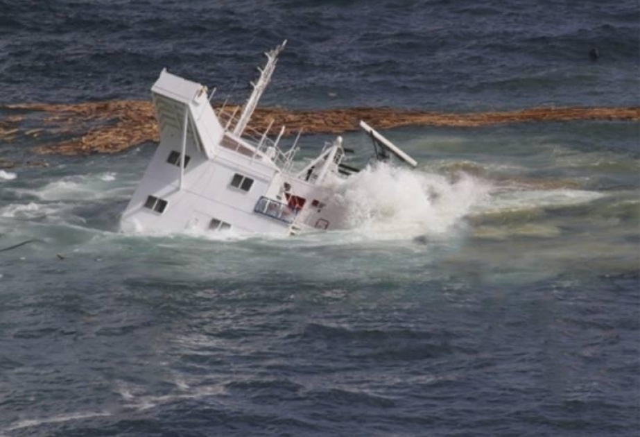 At least 17 killed, 60 missing in Madagascar shipwreck