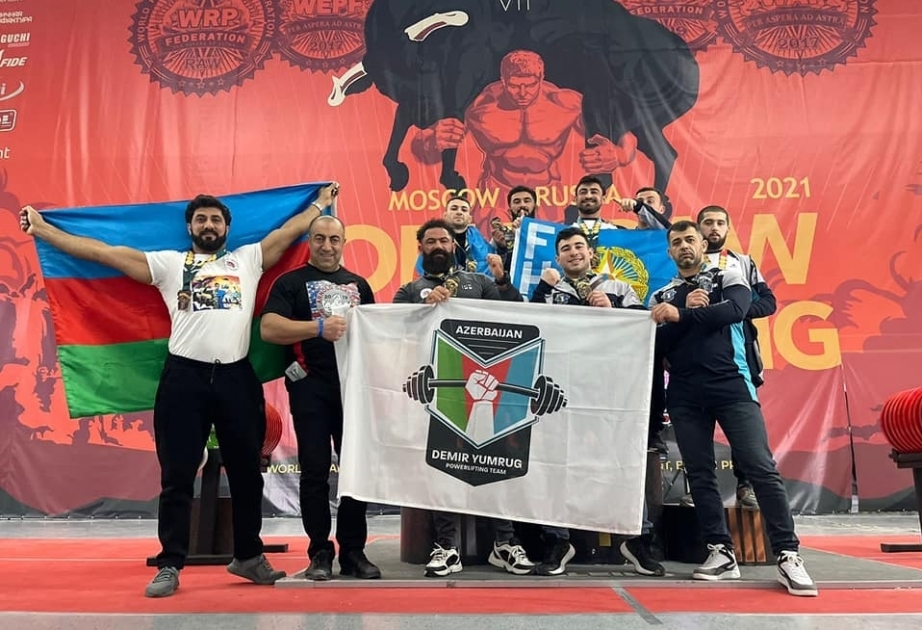 Levantadores de potencia de Azerbaiyán se proclaman campeones del mundo