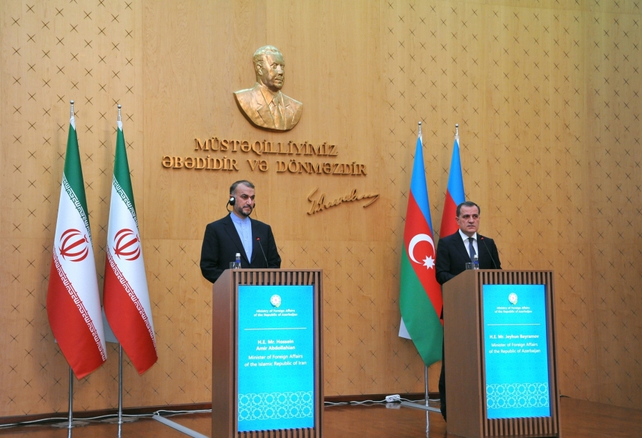 Canciller iraní: “Irán considera a Azerbaiyán uno de sus mejores amigos”