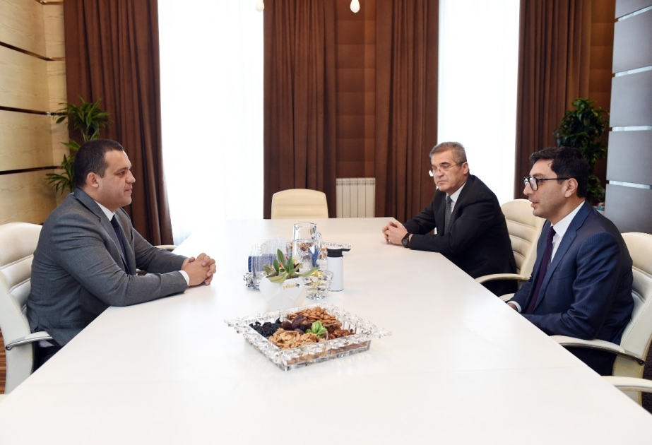 Azərbaycanın gənclər və idman naziri Beynəlxalq Boks Assosiasiyasının prezidenti ilə görüşüb