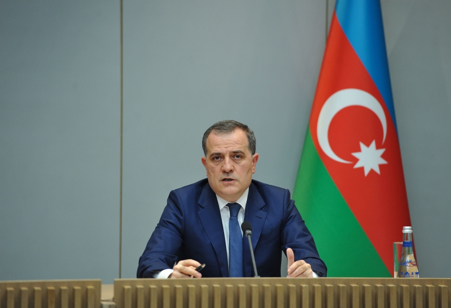 Canciller de Azerbaiyán: "Se formará una comisión para la delimitación de las fronteras en los próximos meses"