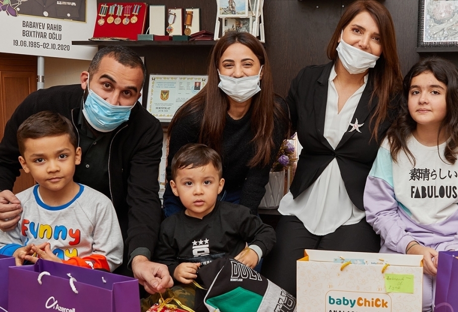 ® “Meet the New Year with gifts from volunteers”