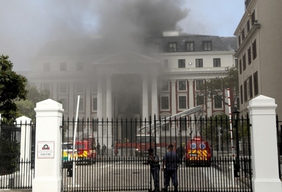 Fire hits South Africa’s Parliament Building in Cape Town