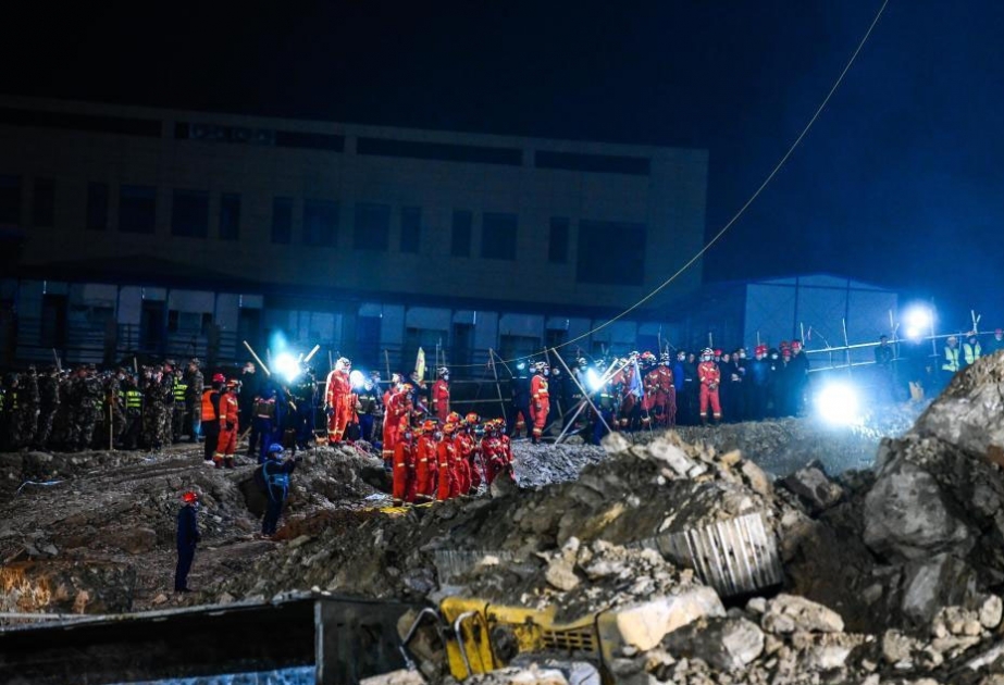 До 14 человек возросло число погибших в результате горного оползня на стройплощадке в Китае