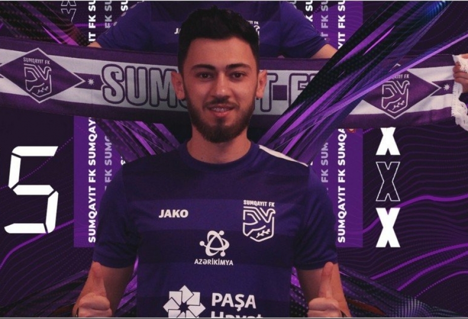 “Sumqayıt” Vüqar Bəybalayevi transfer edib