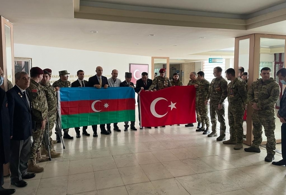 Continúa el envio de un grupo de veteranos heridos azerbaiyanos a Turquía