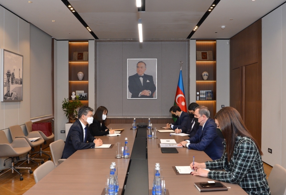 Koreya Respublikasının ölkəmizdəki yeni səfiri bölgədəki reallıqlar barədə məlumatlandırılıb
