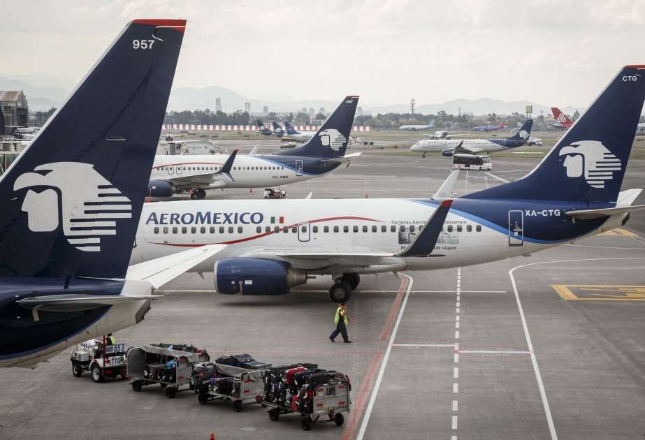 По меньшей мере 75 пилотов Aeroméxico заразились коронавирусом, что привело к отмене десятков рейсов