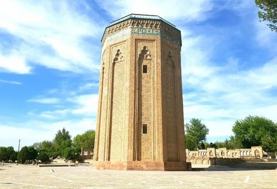 Momine Khatun Tomb